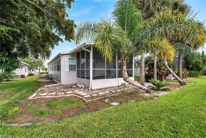 26930 Sammoset Way, Bonita Springs, Florida 34135