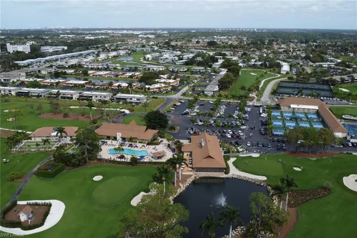 Aerial view of property from the Palmetto Golf course back to the community center.