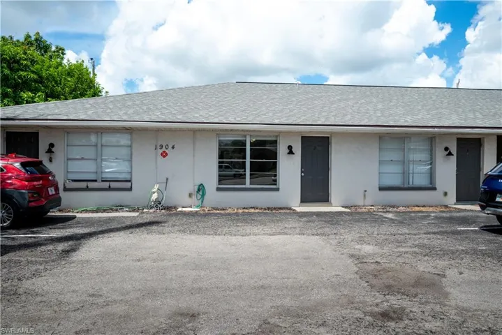 1904 Santa Barbara Blvd 1, Cape Coral, Florida 33991