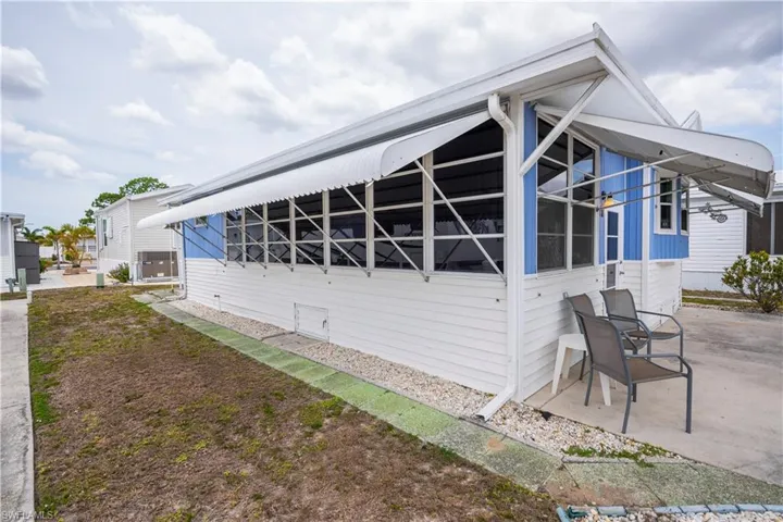 178  Caravan  CIR, North Fort Myers, FL 33903