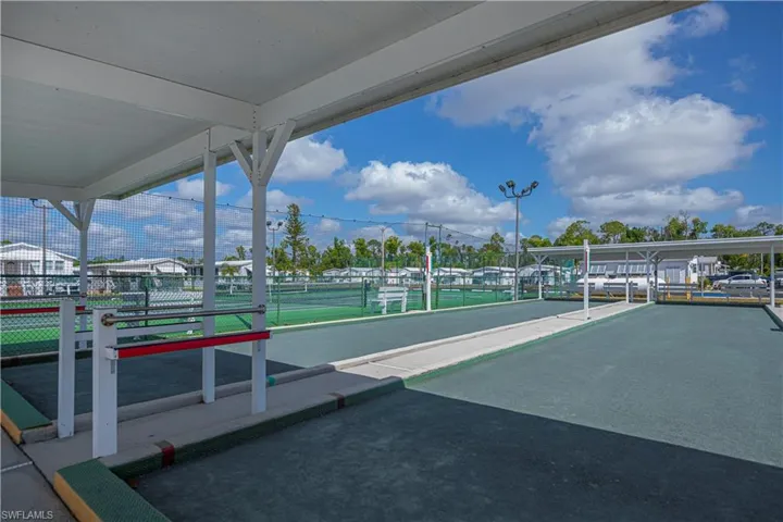 178  Caravan  CIR, North Fort Myers, FL 33903