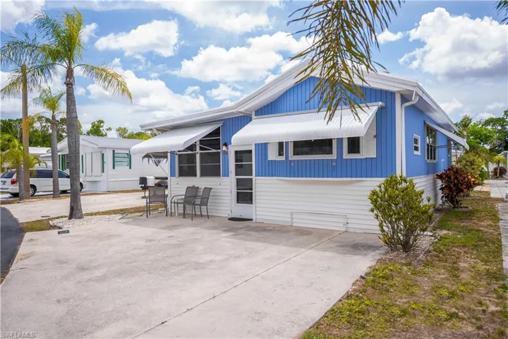 178  Caravan  CIR, North Fort Myers, FL 33903