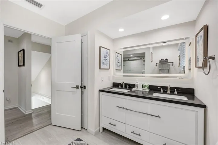 2061 Santa Barbara Blvd, Naples, Florida 34116