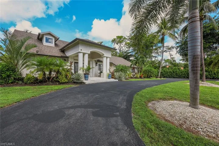2061 Santa Barbara Blvd, Naples, Florida 34116