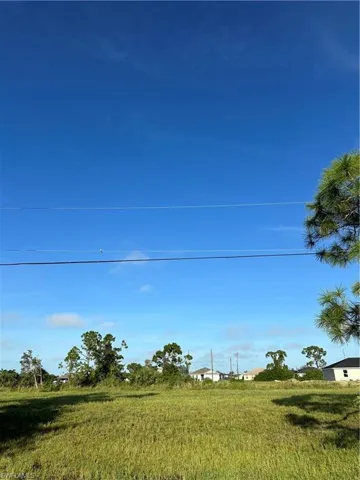 1018 Nw 22nd Pl, Cape Coral Fl 33993