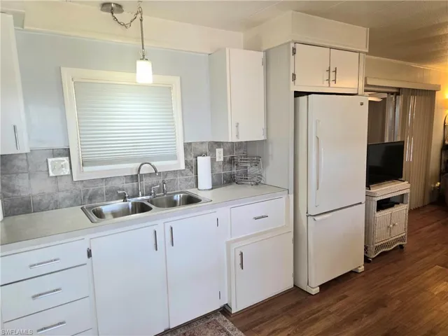 All appliances included!