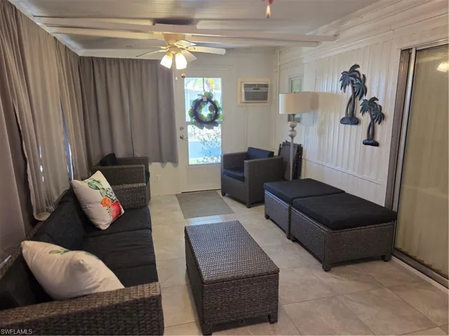 Sun Room adds even more room for entertaining.