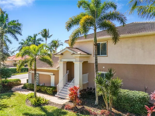 9180 Spanish Moss Way 922, Bonita Springs, Florida 34135
