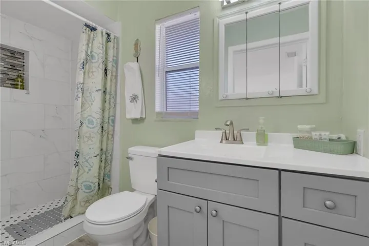 Primary Bathroom w/Step-In Shower