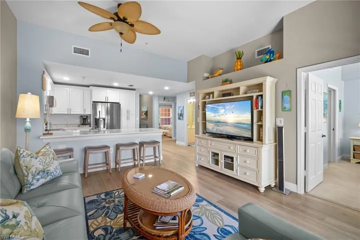 4455 Botanical Place Cir # 5, Naples, Florida 34112