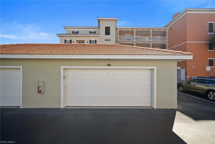 4455 Botanical Place Cir # 5, Naples, Florida 34112