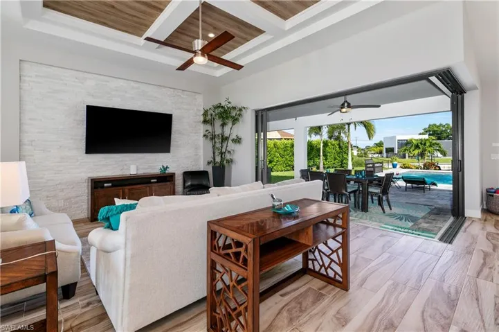 1205 Mohawk Pkwy, Cape Coral, Florida 33914