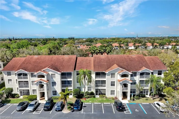 4625  Saint Croix  LN, Naples, FL 34109