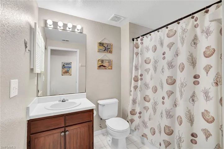 4625  Saint Croix  LN, Naples, FL 34109