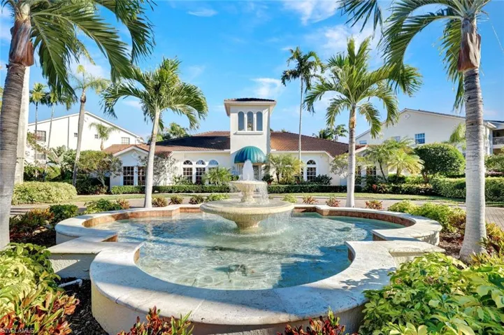 4625  Saint Croix  LN, Naples, FL 34109
