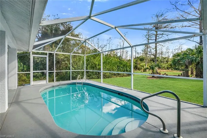 220  37th NE AVE, Naples, FL 34120