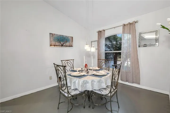 220  37th NE AVE, Naples, FL 34120