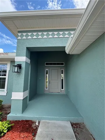 301 Ne 14th St, Cape Coral, Florida 33909