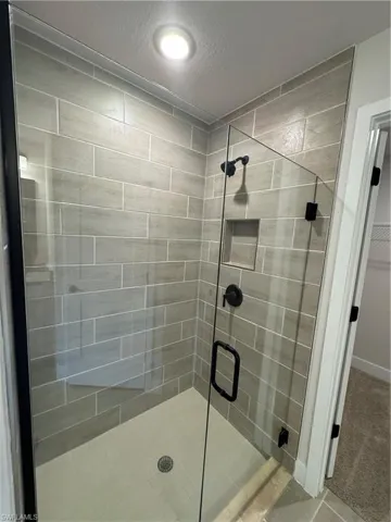 301 Ne 14th St, Cape Coral, Florida 33909