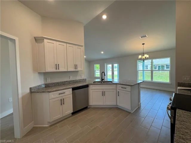 301 Ne 14th St, Cape Coral, Florida 33909
