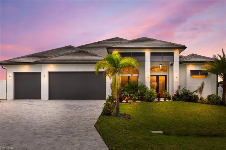 STUNNING NEW-BUILT property (2024) is ready to embrace YOU as its NEW OWNER!