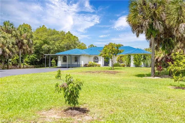 104 12th Ave Nw, Naples, Florida 34120