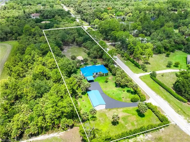 104 12th Ave Nw, Naples, Florida 34120