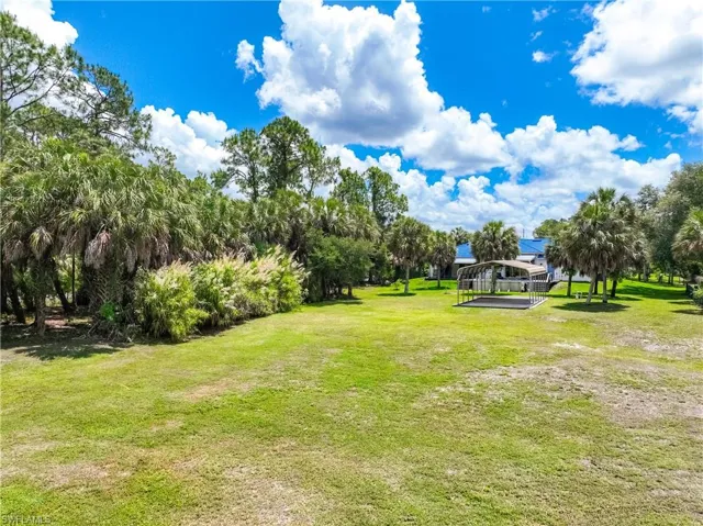 104 12th Ave Nw, Naples, Florida 34120