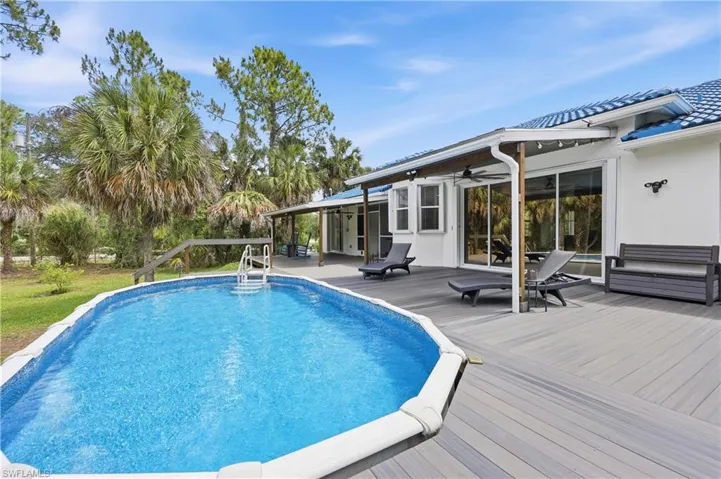 104 12th Ave Nw, Naples, Florida 34120