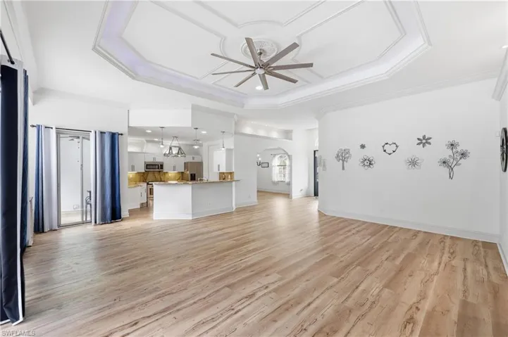 104 12th Ave Nw, Naples, Florida 34120