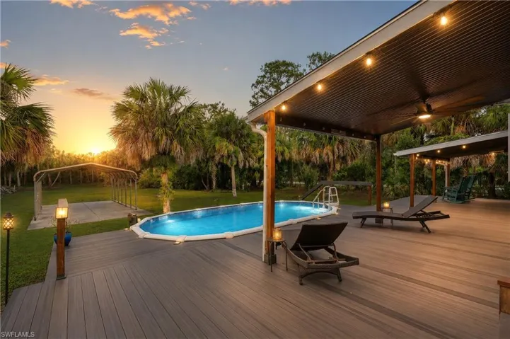 104 12th Ave Nw, Naples, Florida 34120