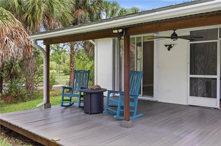 104 12th Ave Nw, Naples, Florida 34120