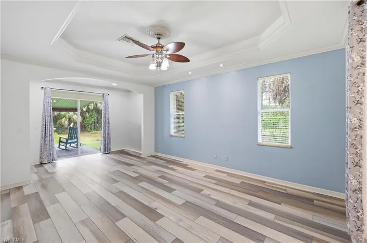 104 12th Ave Nw, Naples, Florida 34120