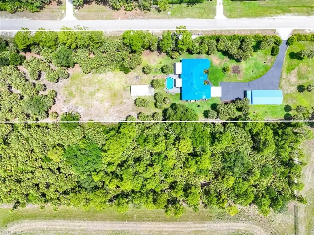 104 12th Ave Nw, Naples, Florida 34120