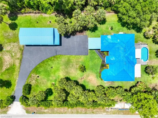 104 12th Ave Nw, Naples, Florida 34120
