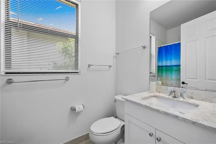 8980  Madrid  CIR, Naples, FL 34104