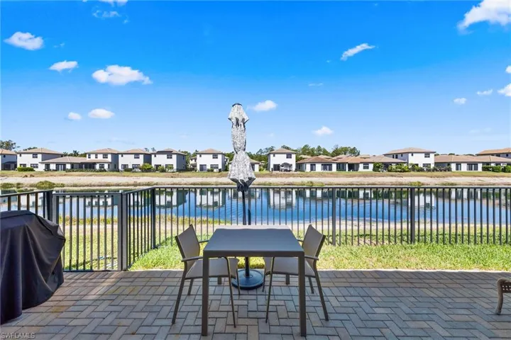 8980  Madrid  CIR, Naples, FL 34104