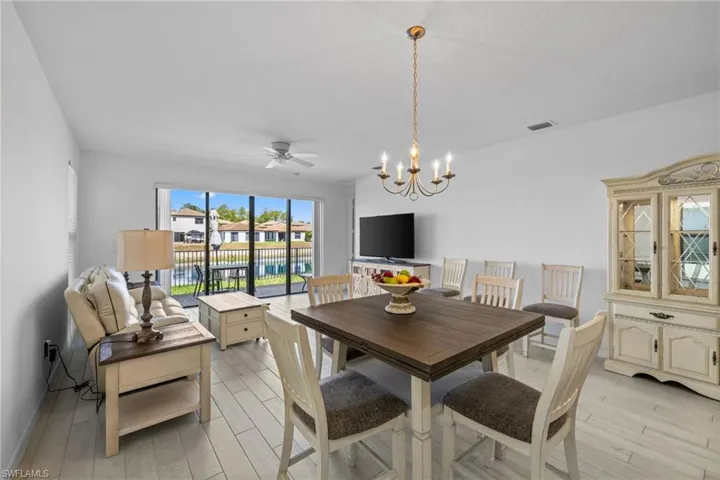 8980  Madrid  CIR, Naples, FL 34104
