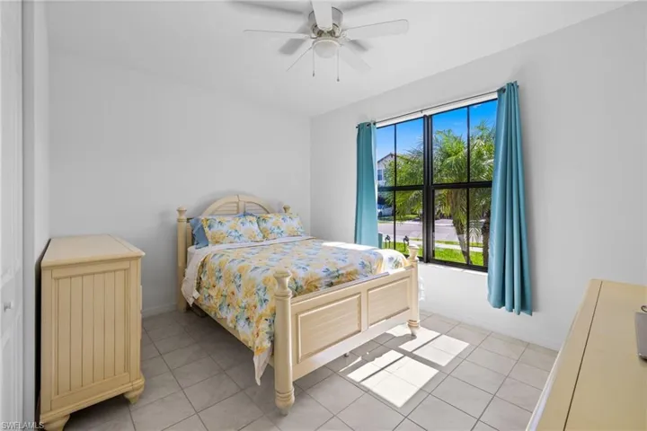 8980  Madrid  CIR, Naples, FL 34104
