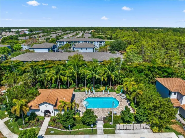 8980  Madrid  CIR, Naples, FL 34104
