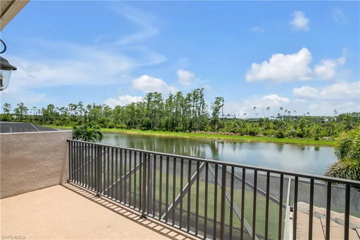 Balcony provides the most AMAZING views of the water, wildlife in the protected preserve, and of course... gorgeous sunsets!