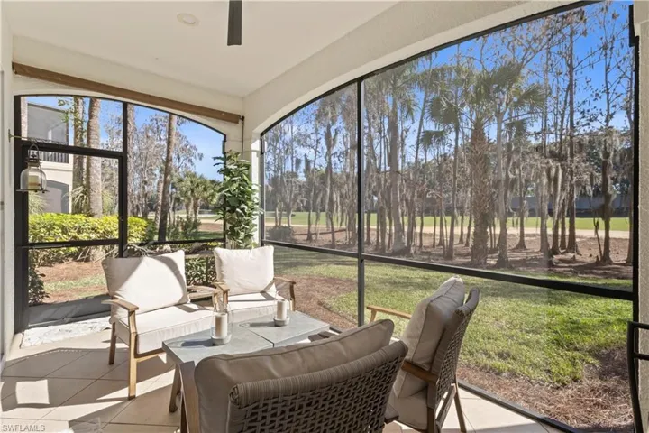 Sunroom with ceiling fan