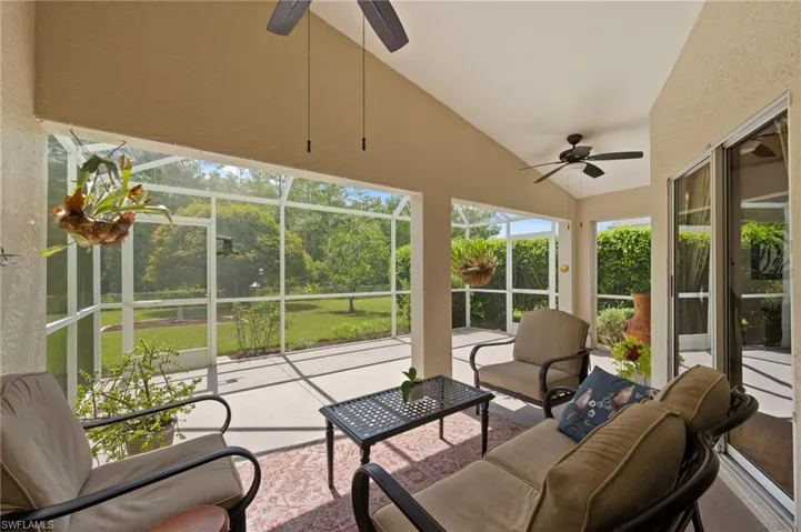 Lanai w large under roof area and extended cage
