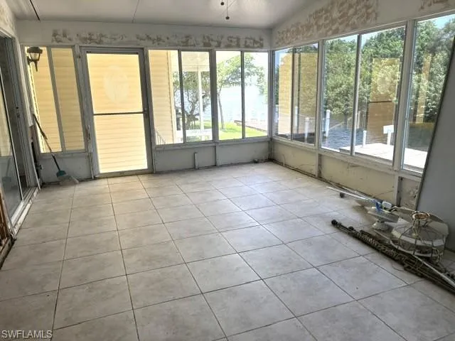 350 Shoreland Dr, Fort Myers, Florida 33905