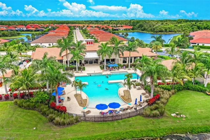 Artesia clubhouse and resort style pool