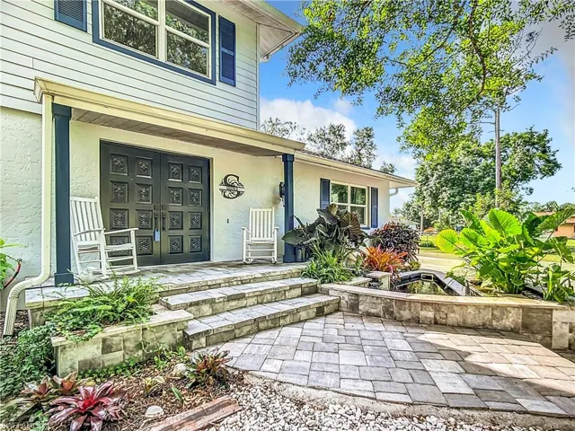 Front entry double doors to property