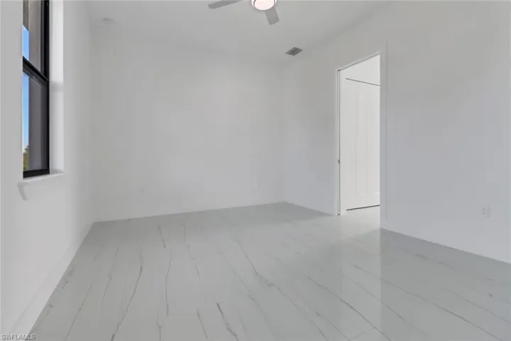 766  Chemstrand E ST, Lehigh Acres, FL 33974