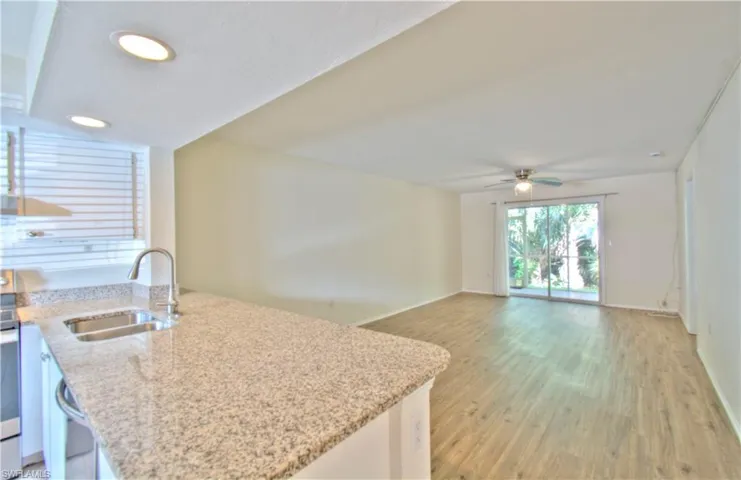 2385 Naples Trace Cir 2, Naples, Florida 34109
