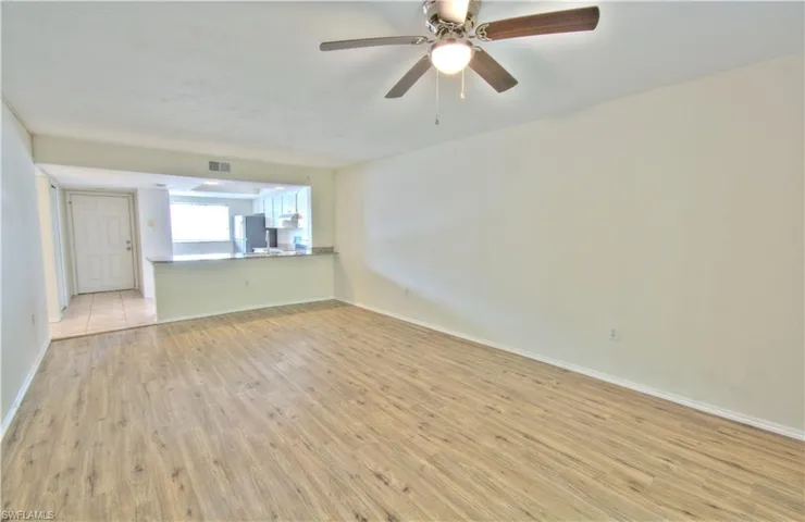 2385 Naples Trace Cir 2, Naples, Florida 34109