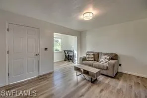 1112 Se 39th Ter, Cape Coral, Florida 33904